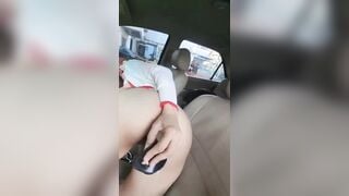 Chứng minh bản lĩnh đàn ông chàng trai dừng xe đụ người yêu mới quen giữa đường.