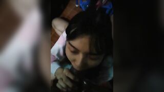 Cặc cực khủng anh họ 19 tuổi bắt em gái 17 tuổi bú rồi đụ tới tấp.