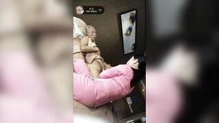 Vl ô già sắp đi r mà vẫn bảo bà chị sục cặc cho lầm cuối